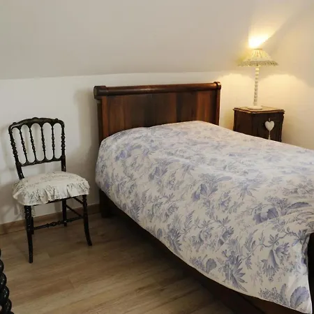 Romilly-sur-seine, 3 Pieces, 5 Personnes - Fr-1-543-184 Σπίτι διακοπών